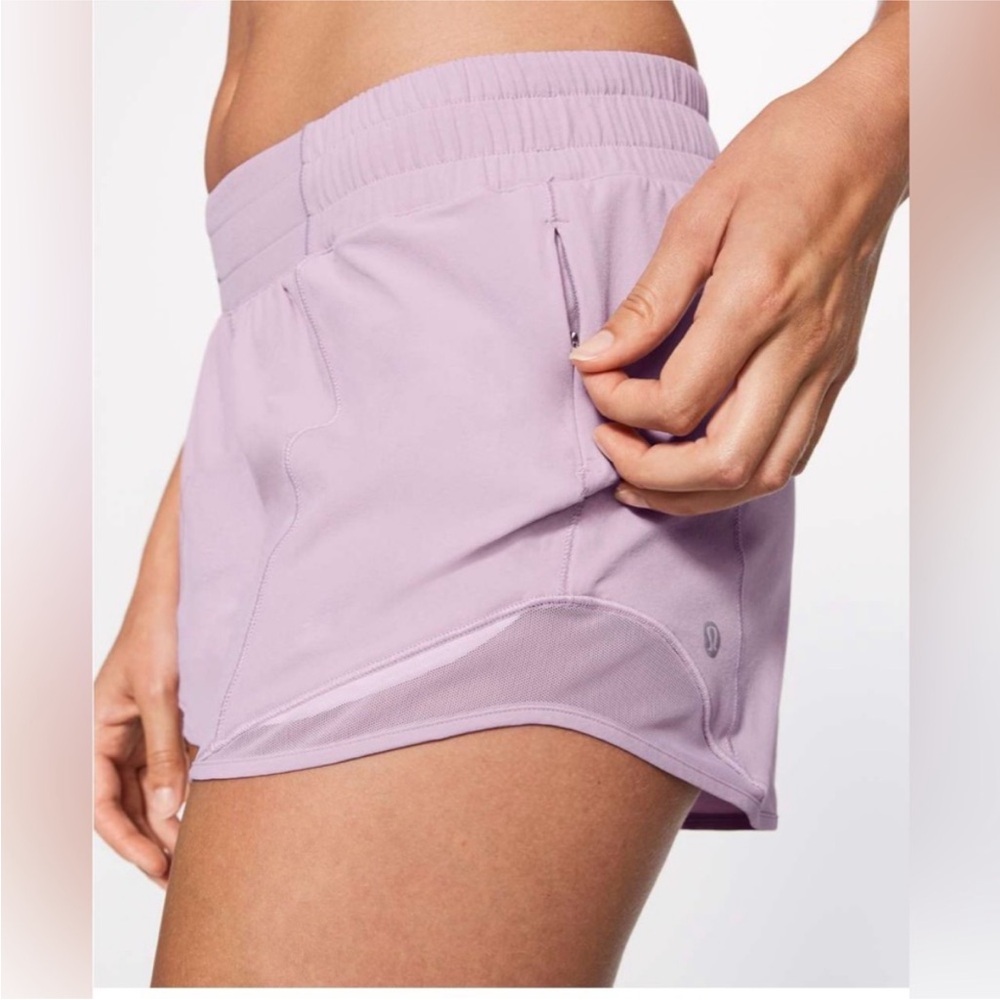 Lululemon hotty hot shorts size 6